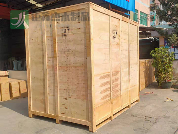 木制包装箱